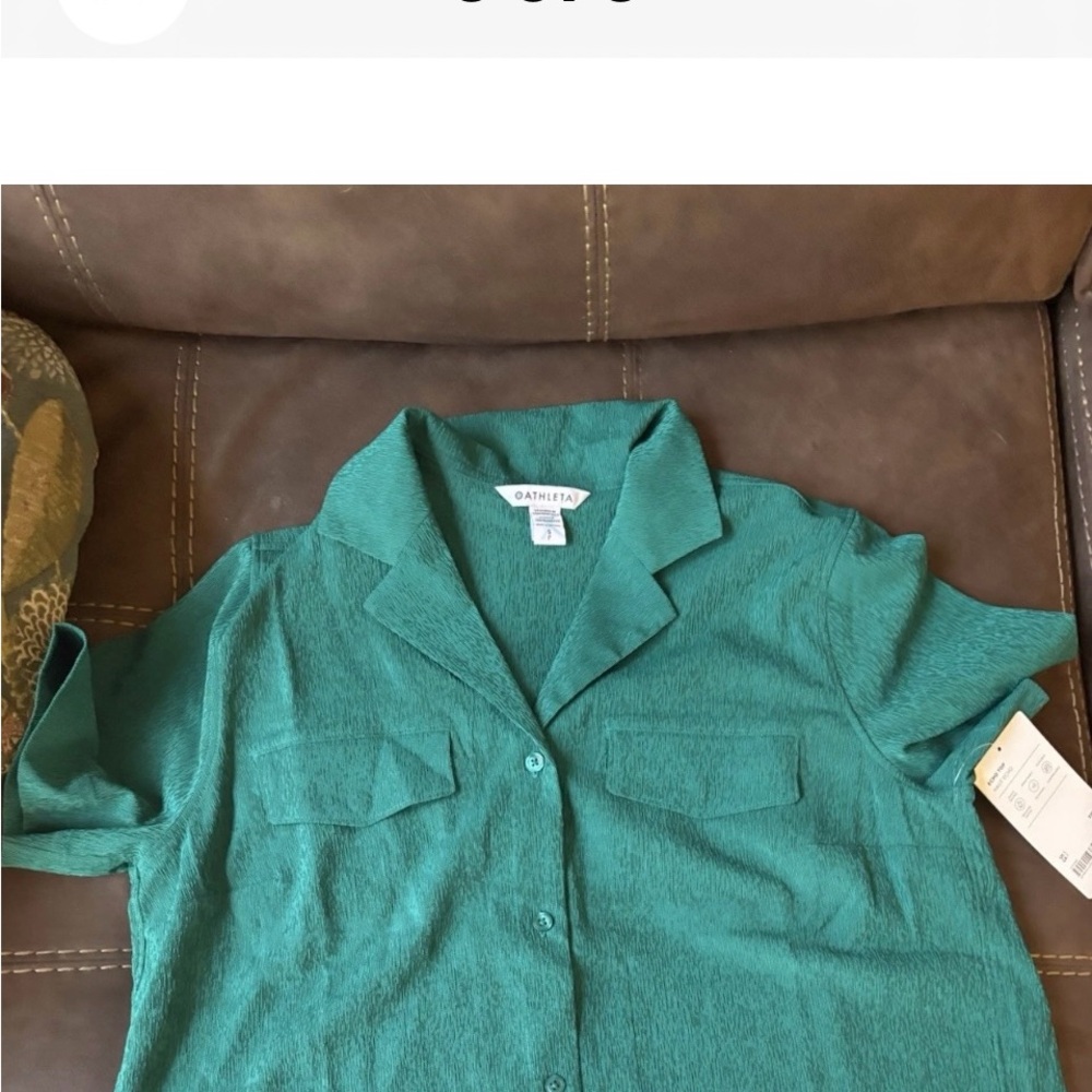 Athleta Echo Top in Green Size S. NWT